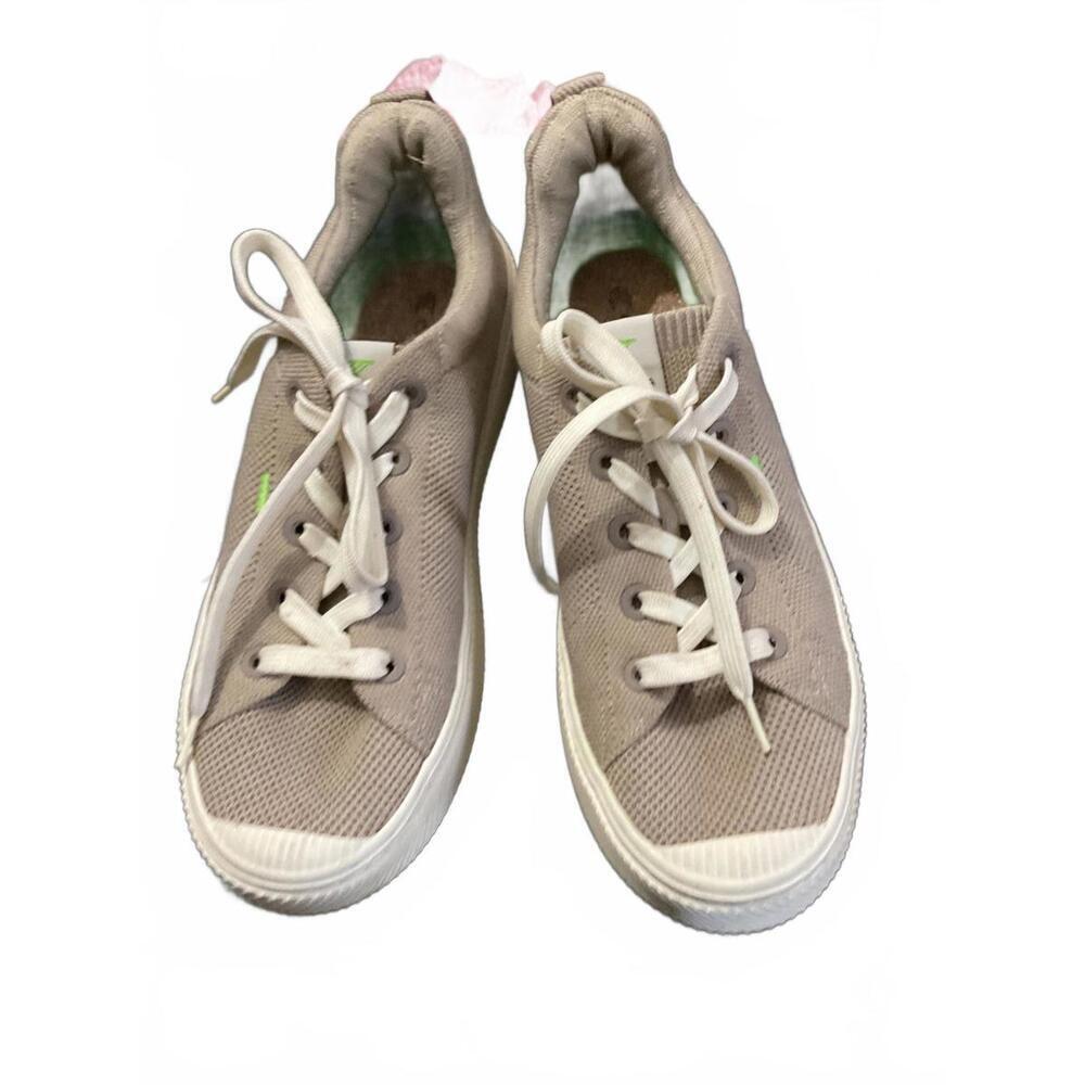 Cariuma Unisex Knit Sneakers - Beige W 9.5 M 8